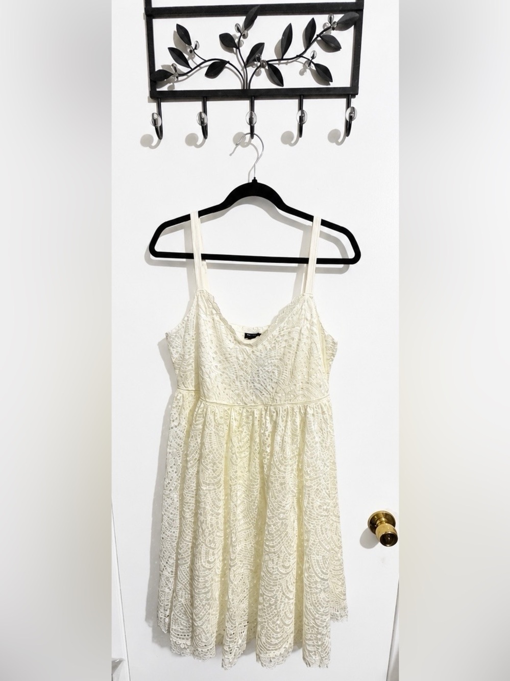 NWT Torrid Ivory Lace Dress – Size 0 (0X) – Romantic Feminine Sleeveless Dress
